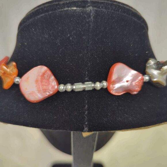 Vintage Pink Stone Beaded Necklace with Twist Lock Closure 20" - Picture 3 of 6